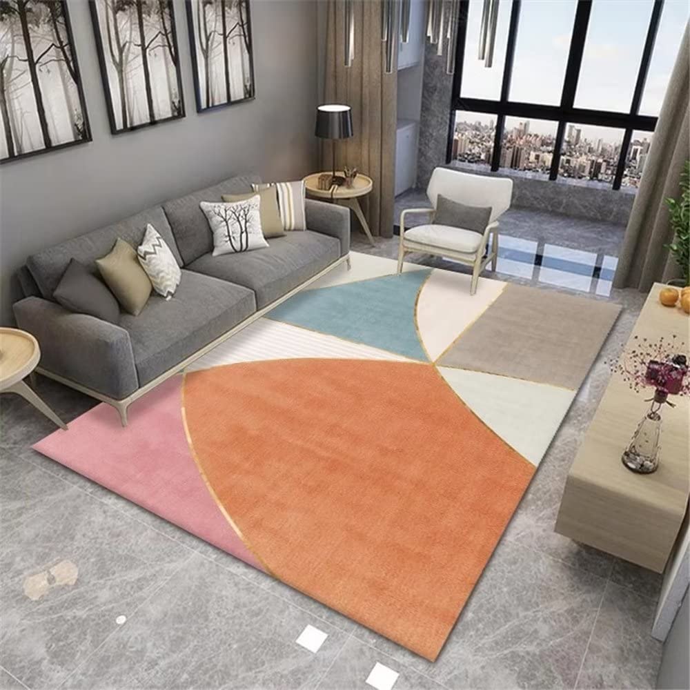 Tapis de salon brun aux motifs abstraits et courbes géométriques
