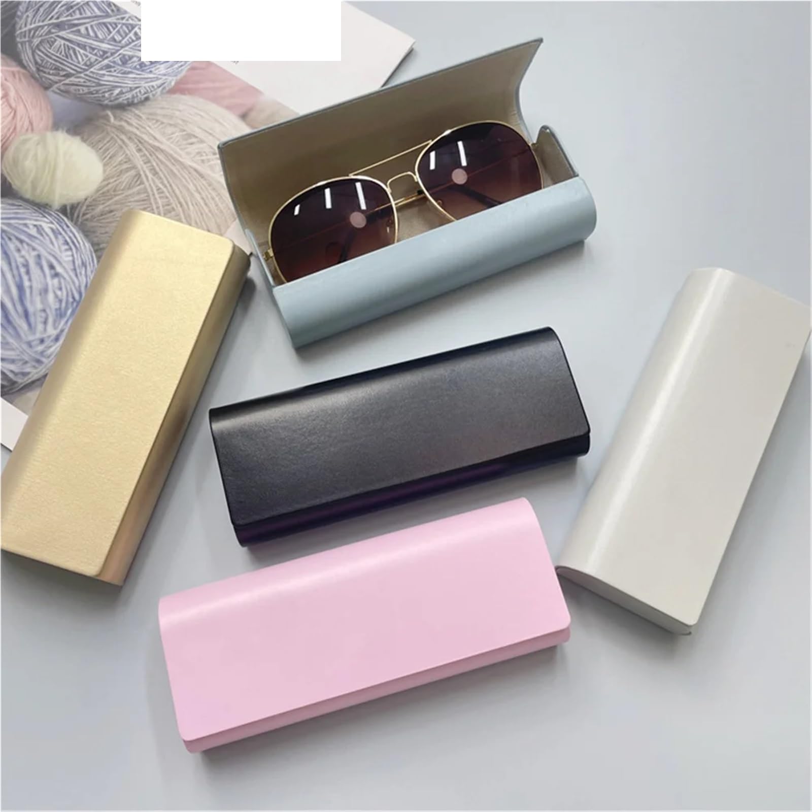 Brillenetui 2 stücke Tragbare Metall Gläser Fall for Frauen Sonnenbrille Lagerung Box Einfache Feste Farbe Brillen Zubehör FüR Lesebrille Sportbrille(Gold)