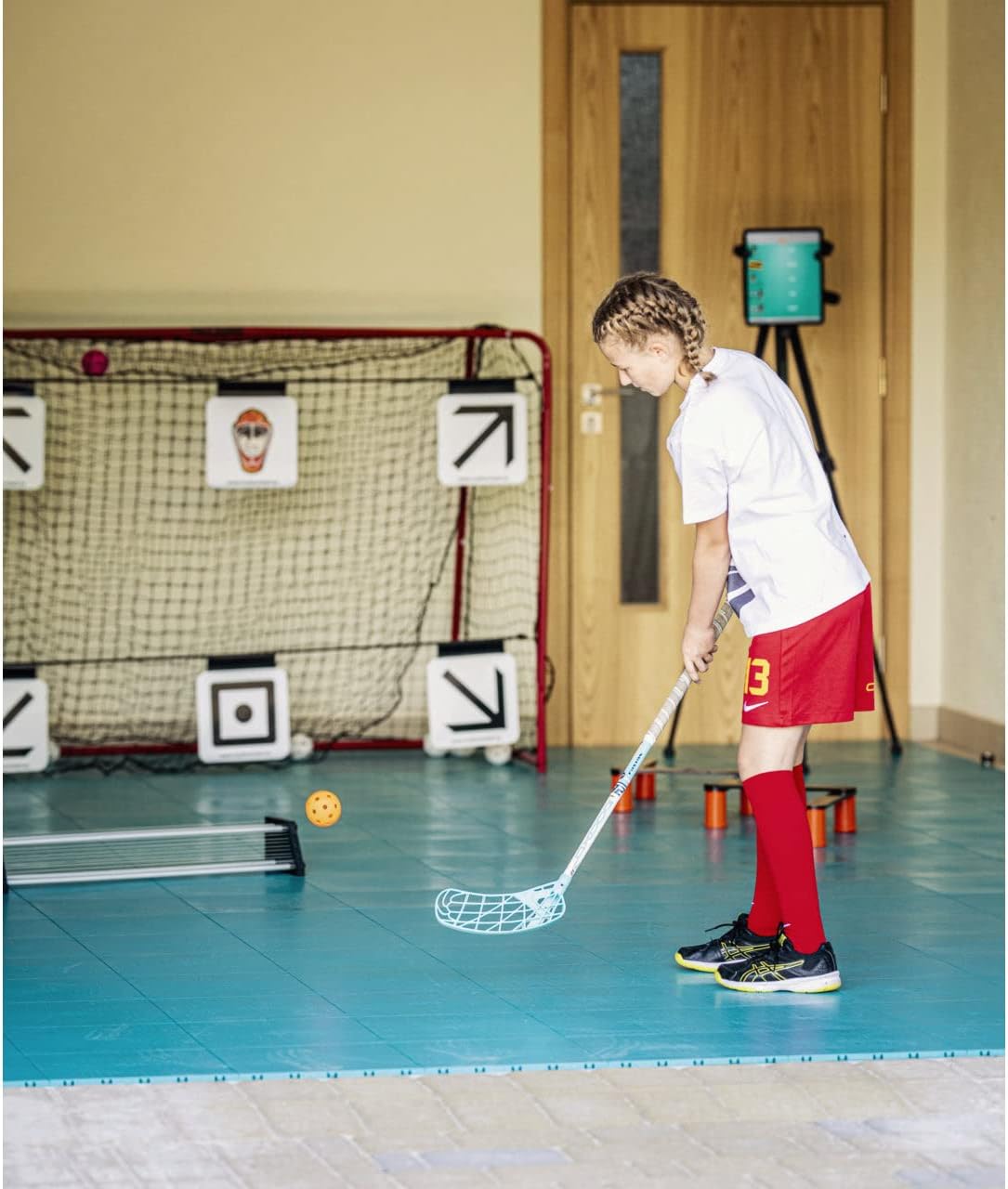 Patented Floorball Rebounder Training Aid - Perfect 2 Sided Passer Equipment for Indoor and Outdoor Practice - Better Shooting and Stickhandling Speed and Comfort - MY FLOORBALL PASSER PRO : Sports & Outdoors