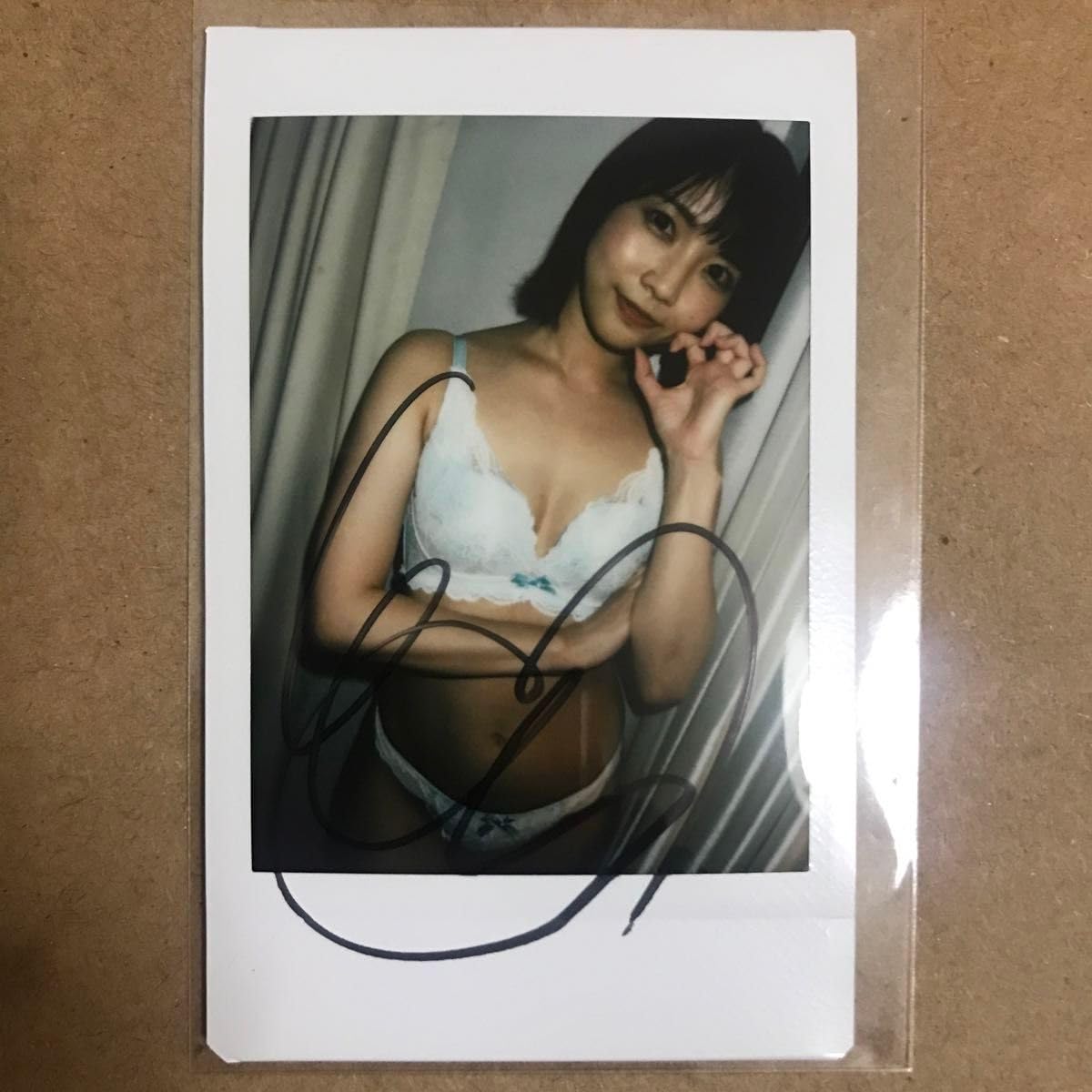 JUICY HONEY 20th 戸田真琴 直筆サインチェキ Amazon.co.jp: 戸田真琴 直筆サイン入りチェキ : おもちゃ