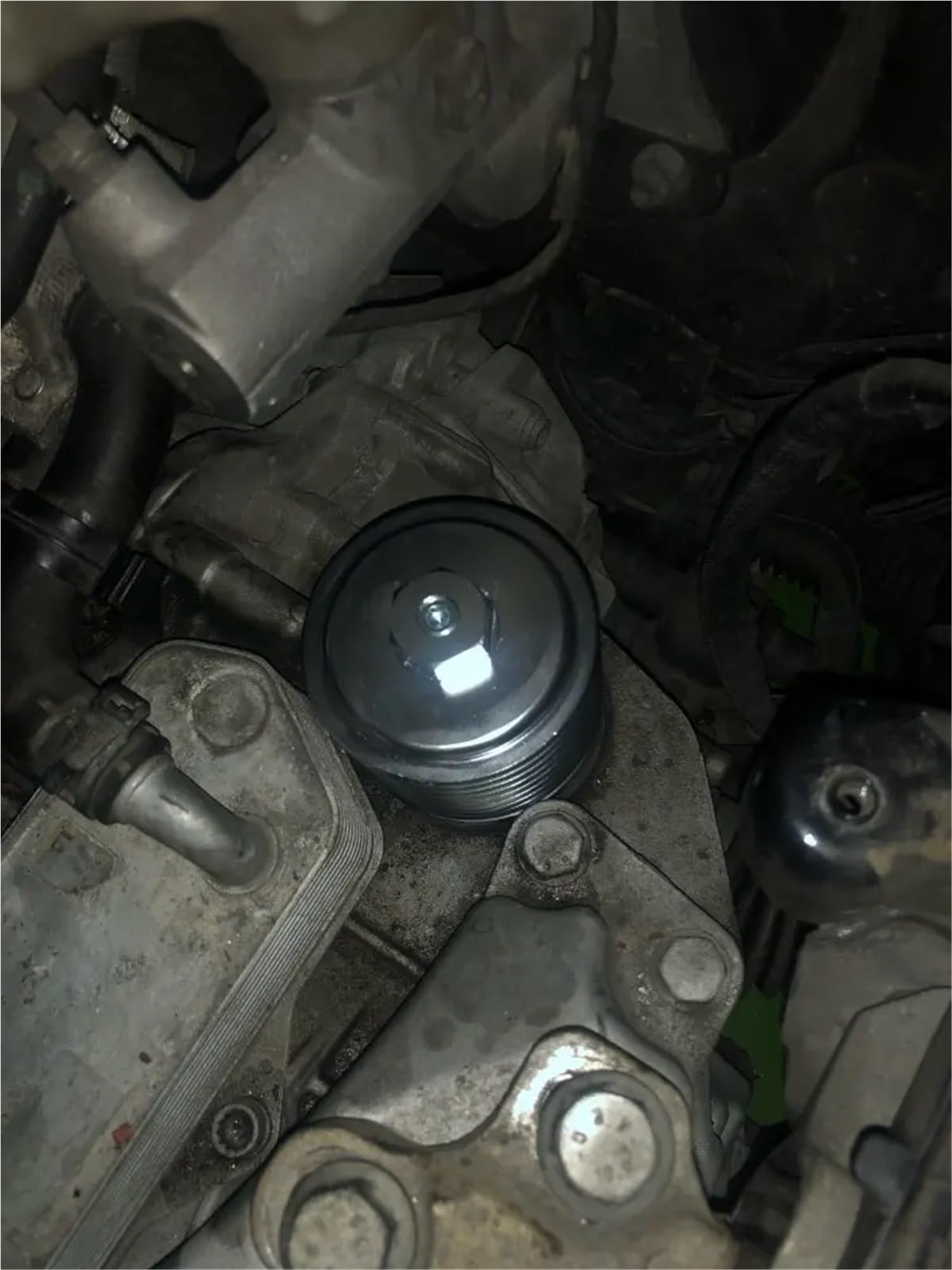 Radiatore Olio Motore, ingranaggio, Filtro Olio in Alluminio ricavato dal Pieno, dissipatore di Calore Migliorato, Compatibile con VW, Seat, Compatibile con Audi 2.0 Litri TFSI