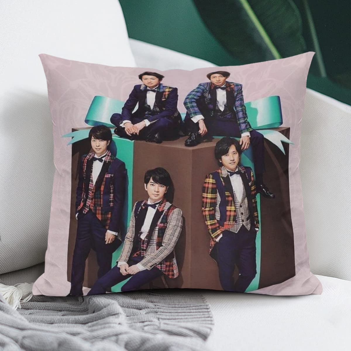 嵐ちゃん専用　オーダークッションカバー　2枚×クッション本体×2個 嵐ちゃん専用 オーダークッションカバー 2枚×クッション本体×2個 嵐ちゃん