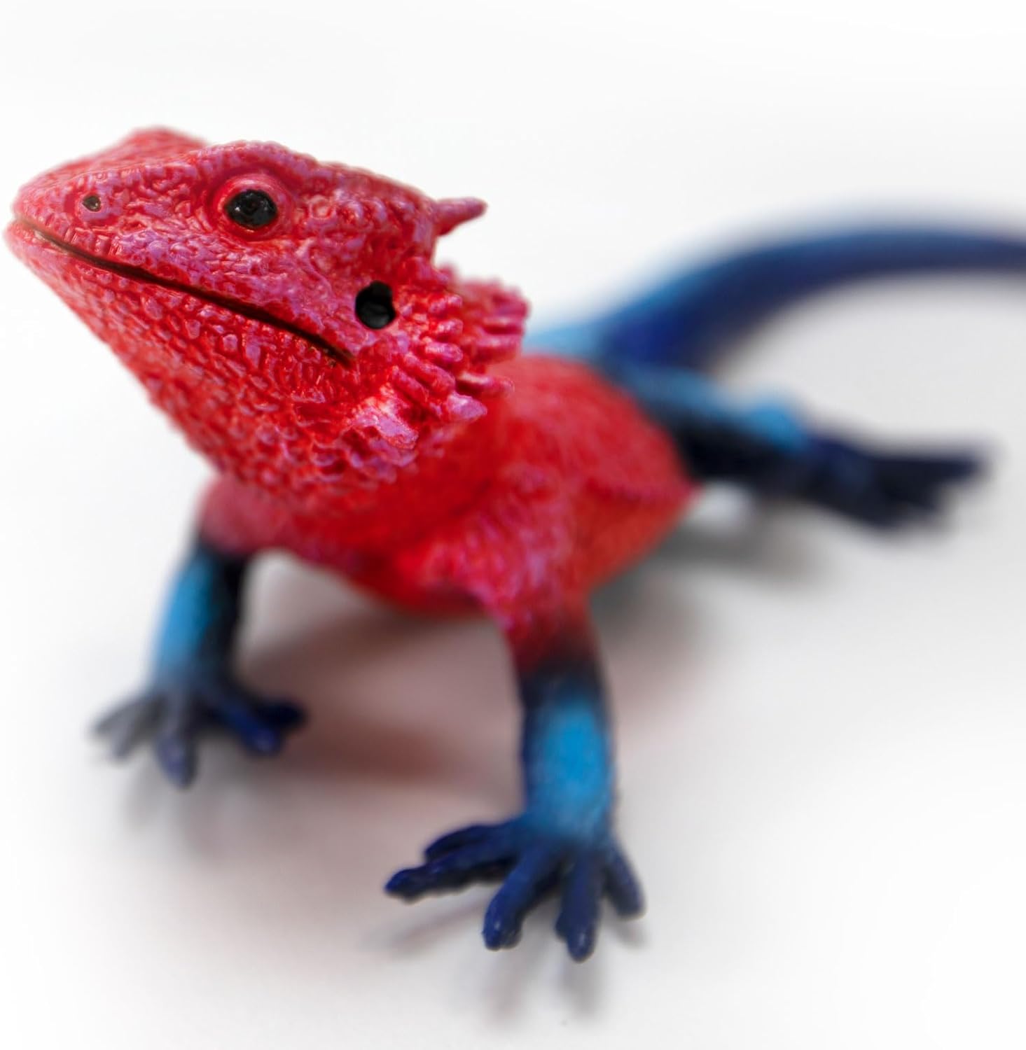 Safari Ltd. Mwanza Flat-Headed Rock Agama Lizard Figurine - Detailed 9.5" Plastic Model Figure - Fun Educational Toy for Boys, Girls & Kids Ages 3+