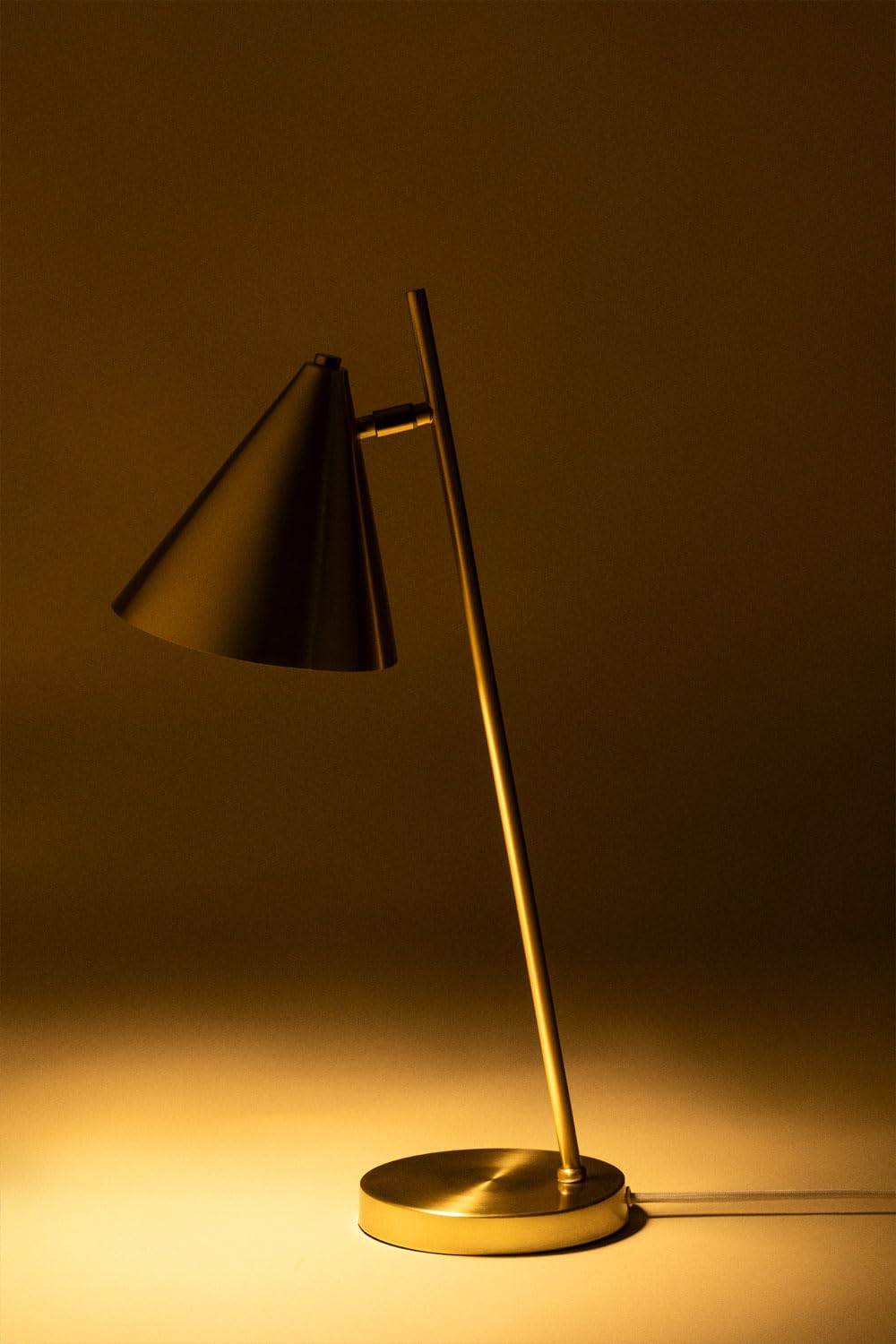 SKLUM Metalowa lampa stołowa Divone