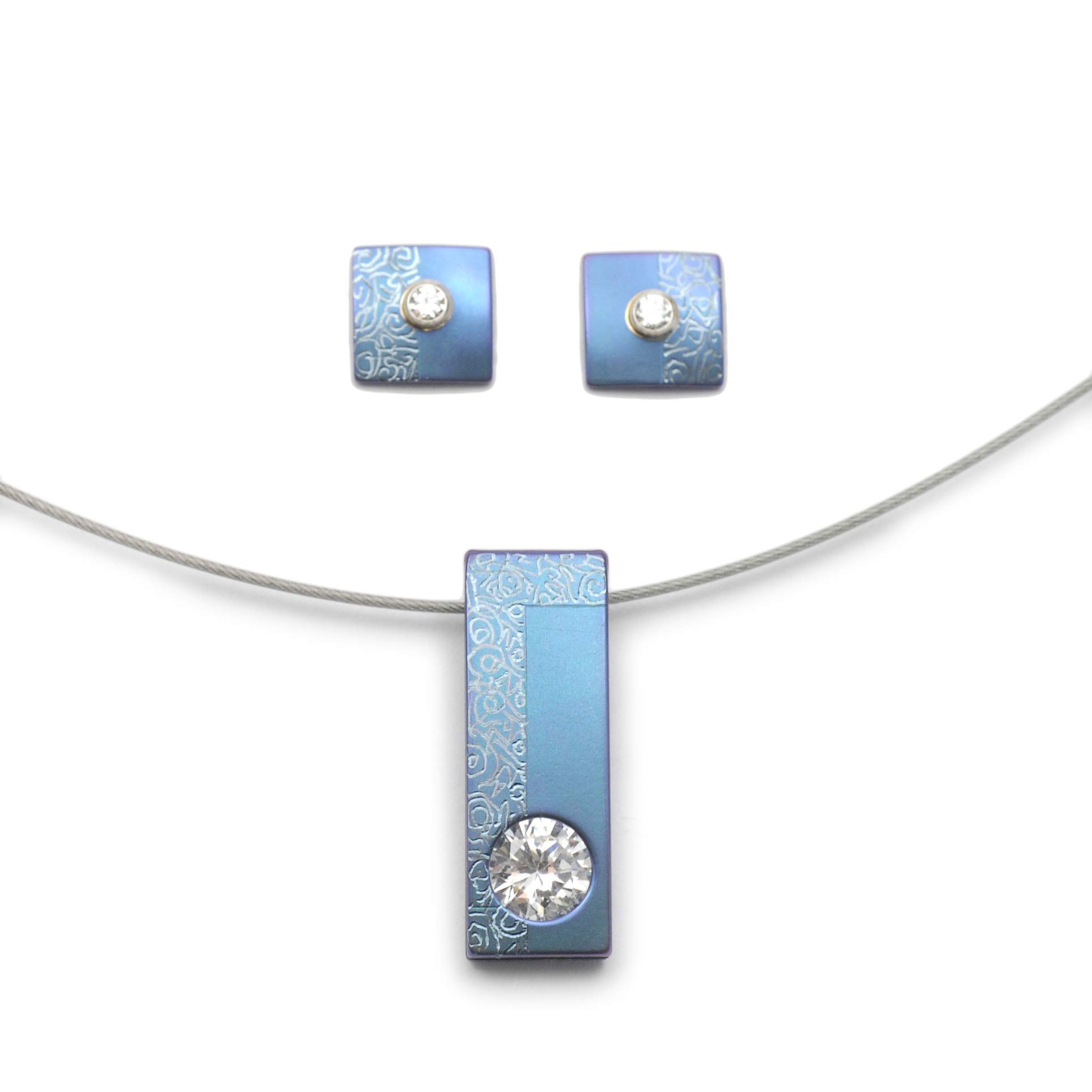 Titan Schmuck-Set. Absolut kein Risiko auf Allergien Handgefertigte Schmuckstücke. Lieferbar in verschiedenen Farben