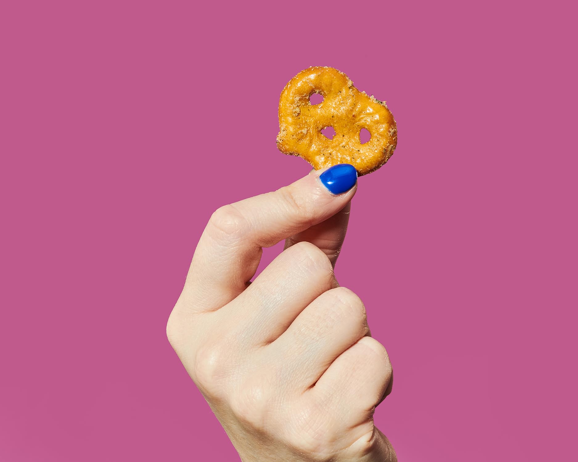 Olly's Pretzels horneados Sabor a Crema Agria y Cebolla, Snacks Veganos, Bolsa 140g