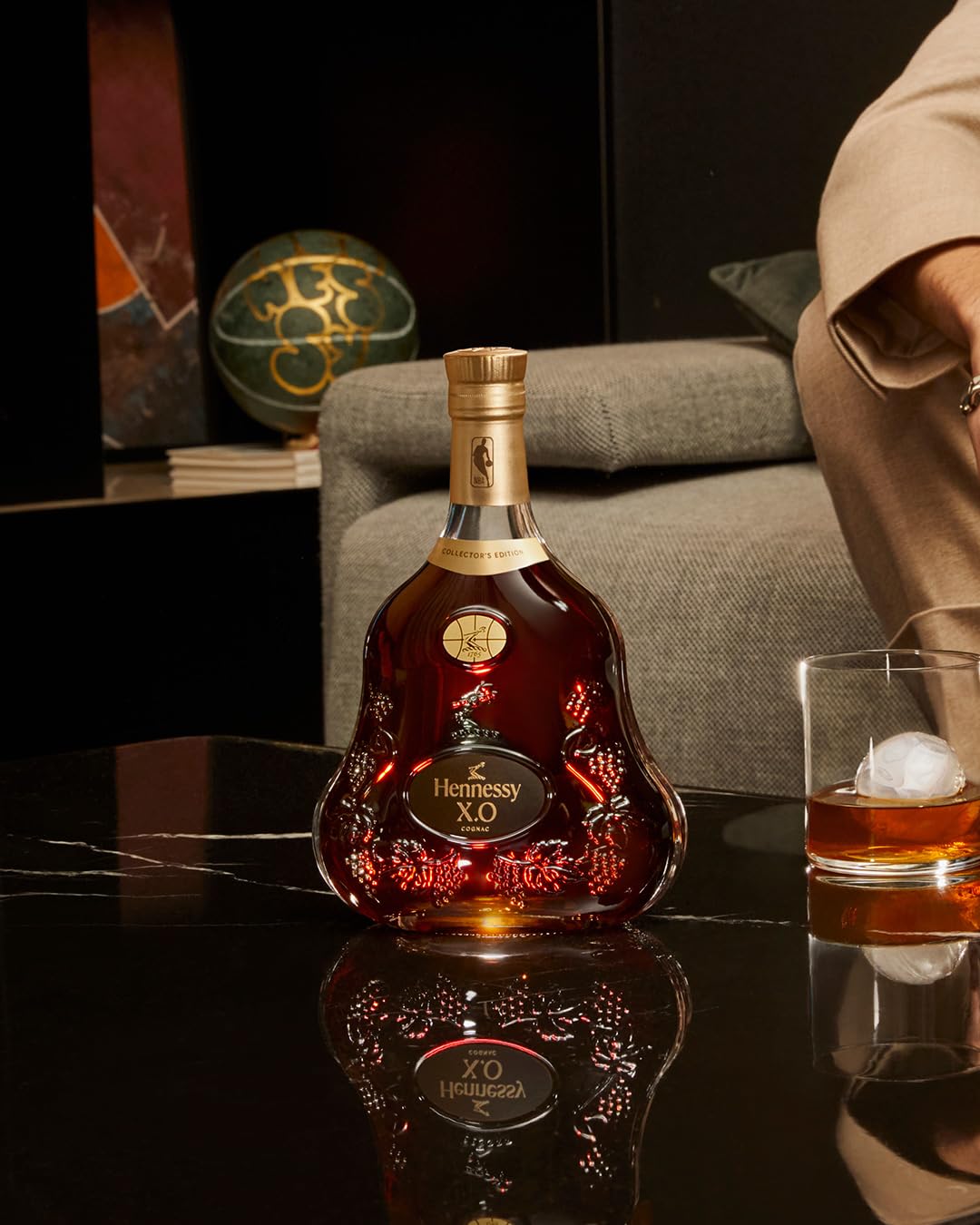Hennessy X.O. Cognac, NBA Collector's Edition 2024, Gift Box, 70cl