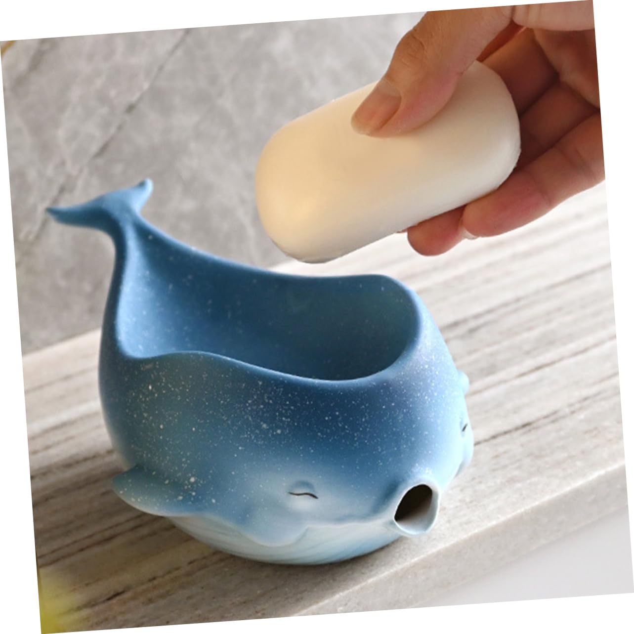 Jabonera con Forma de Ballena de Cerámica Drenaje Automático | Decoración para Baño y Hogar, Diseño Adorable, Fácil de Limpiar, Mantiene la Pastilla Seca