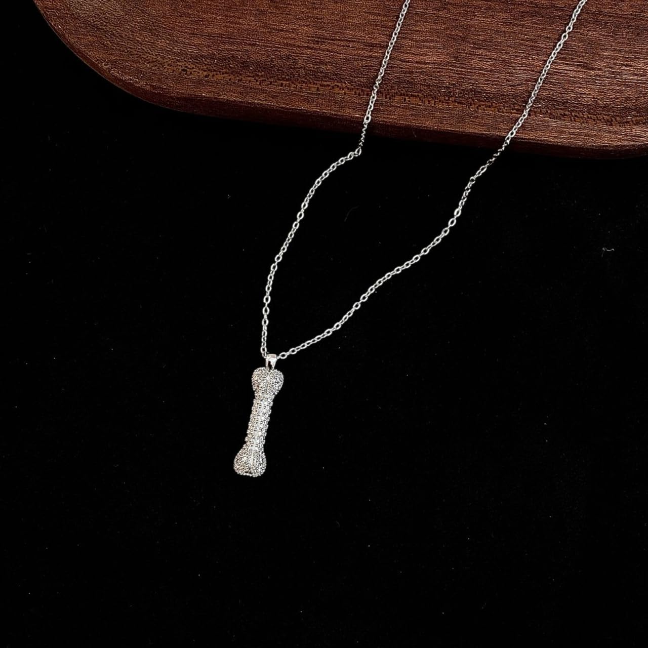 Amazon.co.jp: ワン・イーボー 王一博 ネックレス 鎖骨鎖 犬骨