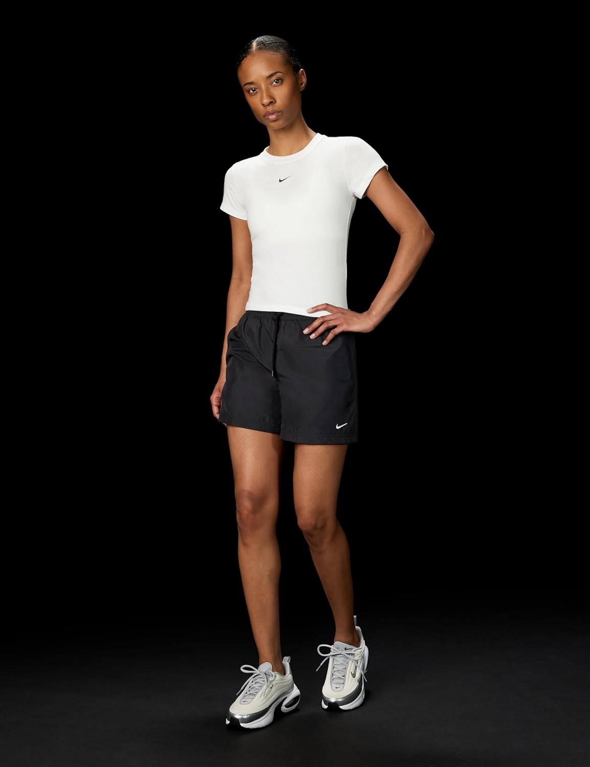 Nike Women's Sportswear Classic Wovens Mid-Rise Shorts