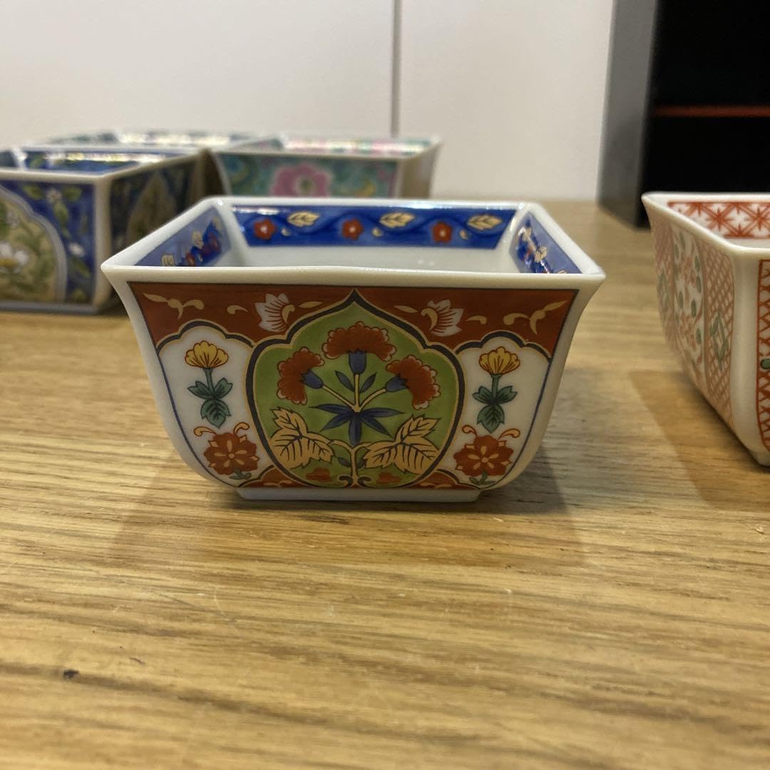 Amazon.co.jp: 林斎 小鉢 有田焼 6個セット 色絵 絵変わり 古伊万里 Amazon.co.jp: 林斎 小鉢 有田焼 6個セット 色絵 絵変わり 古伊万里