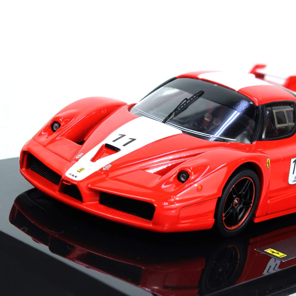 Disney Elite Modell Auto Scuderia Ferrari FXX Maßstab 1: 43 rot