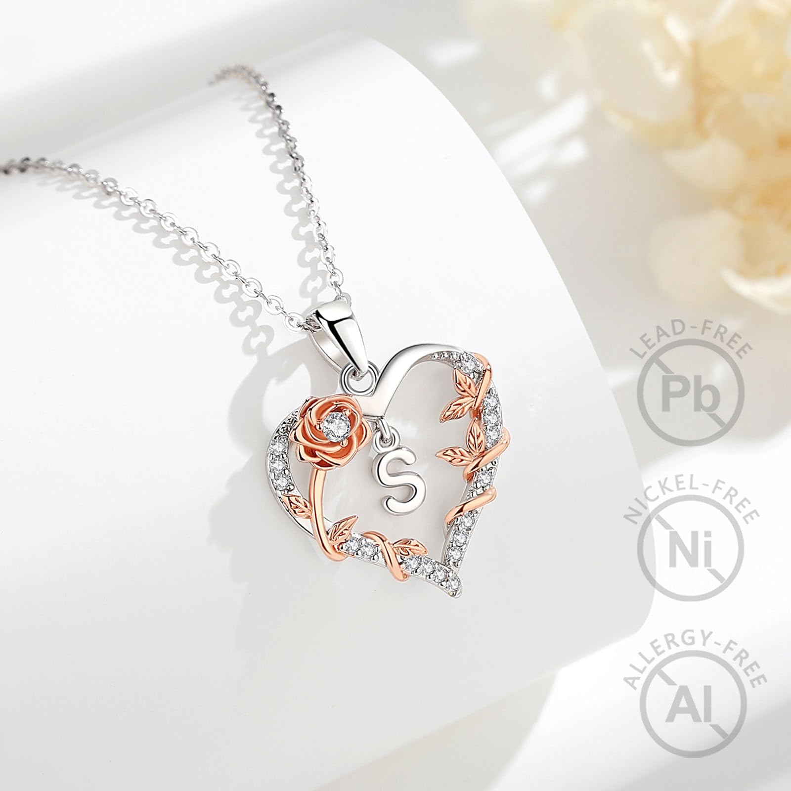 EUDORA Harmony Ball Collana con iniziali a Cuore Rosa per Donne, Lettera dalla A alla Z Collane con Iniziali dell'Alfabeto in Rame Placcato in Rodio Iniziali con Ciondolo Regali di Gioielli, 18"