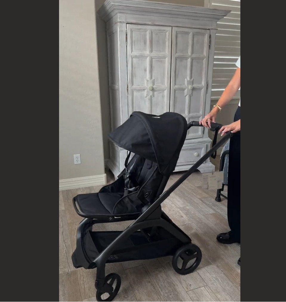 Bugaboo Dragonfly サンキャノピー ライトブルー Amazon.com: Bugaboo Dragonfly Sun Canopy UPF 50+ Extendable