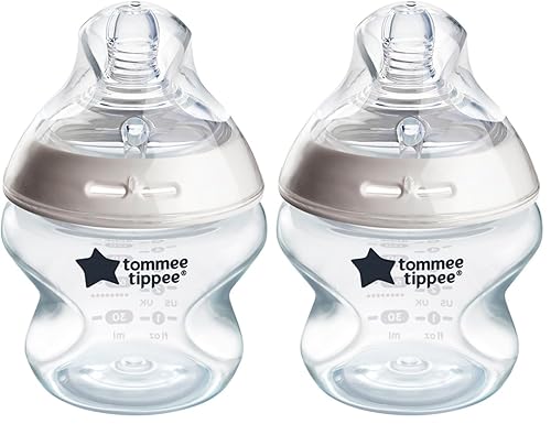 Tommee Tippee Biberones naturales anticólicos con pezón de flujo lento, 5 onzas, 0.0 ft+, esenciales para la alimentación del bebé, paquete de 2