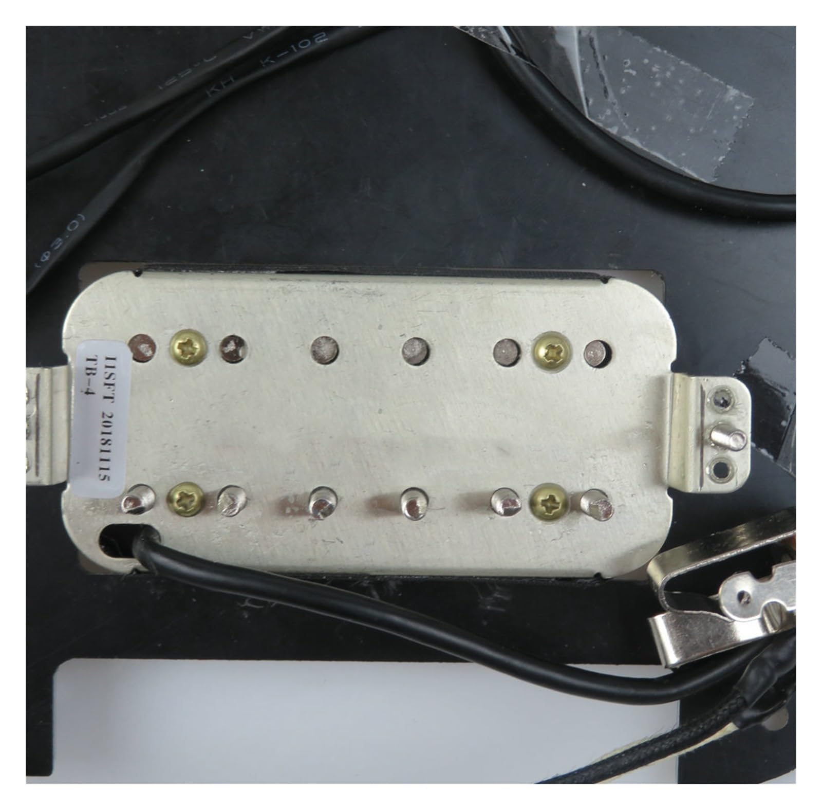 Set Di Battipenna Precablato Per Chitarra Con Pickup Attivi