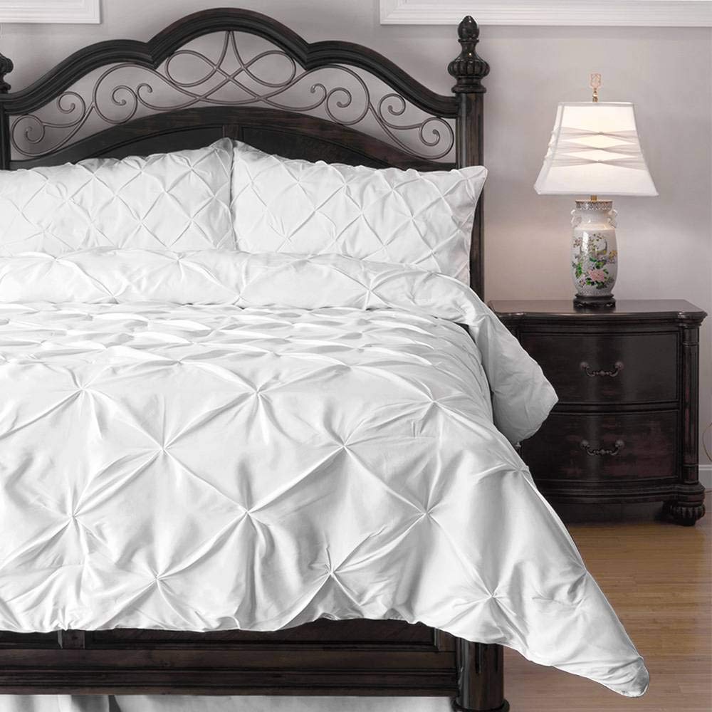 ExceptionalSheetsParent Size Comforter Set - 3 Piece Down Alternative Comforters - Decorative Pinch Pleat Pintuck Design - Wrinkle Resistant Microfiber Bed Set - Parent Full White PinchComf_FL_WH