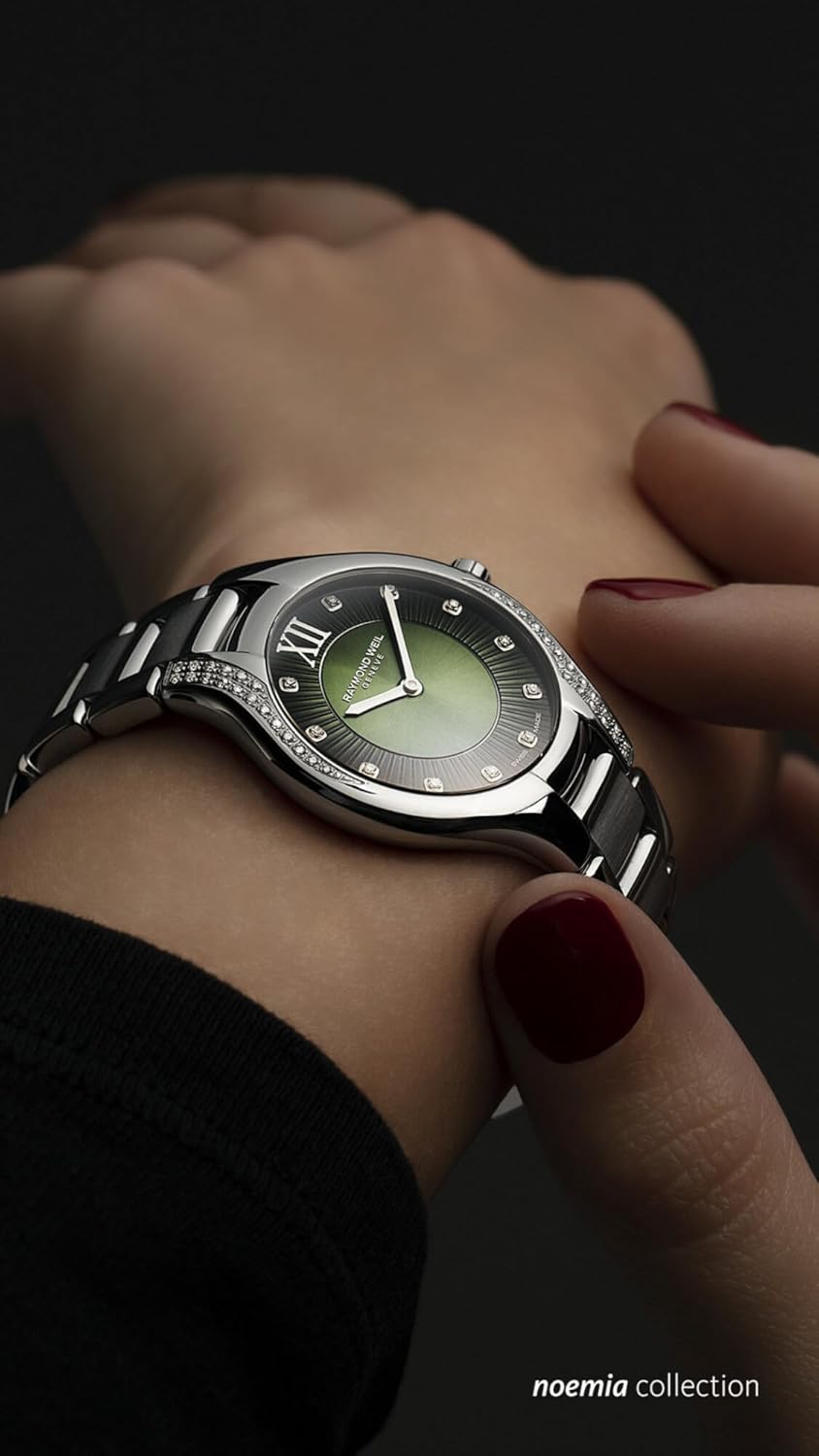 RAYMOND WEIL Noemia Women's Watch, Quartz, Green Dial, Roman Numerals, 47 Diamonds, Stainless Steel, 32 mm (Model: 5132-S1S-52181)