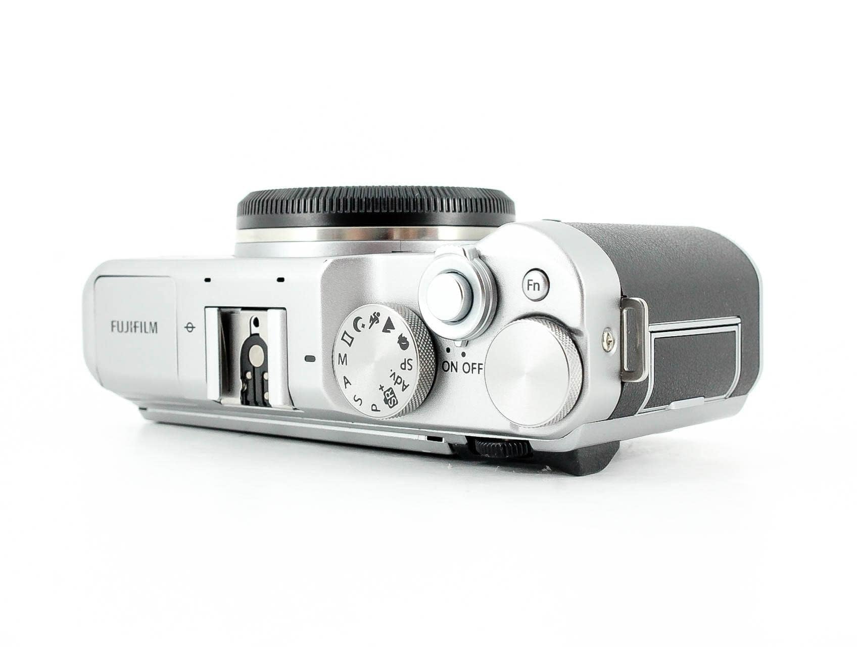 Amazon | FUJIFILM ミラーレス一眼 X-A5シルバー X-A5-S | ミラーレス