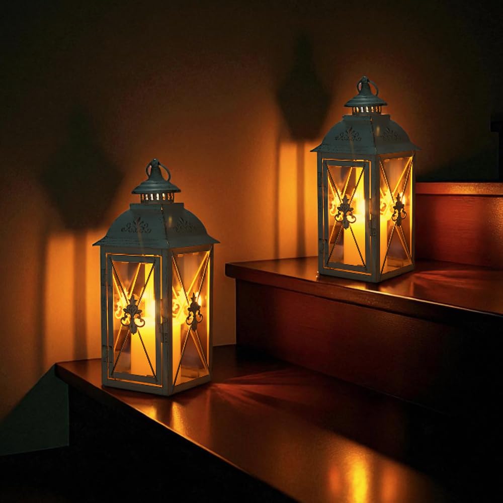 TRIROCKS Zestaw 2 wiszących lampionów w stylu vintage – 34 cm wysokości, dekoracyjny metalowy i hartowany świecznik, idealny na imprezy wewnątrz/na zewnątrz, patio, do ogrodu, na imprezy, białe i