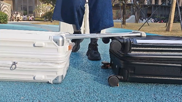 Amazon.com | Joyway 5 Piece Luggage Set with Cup Holder