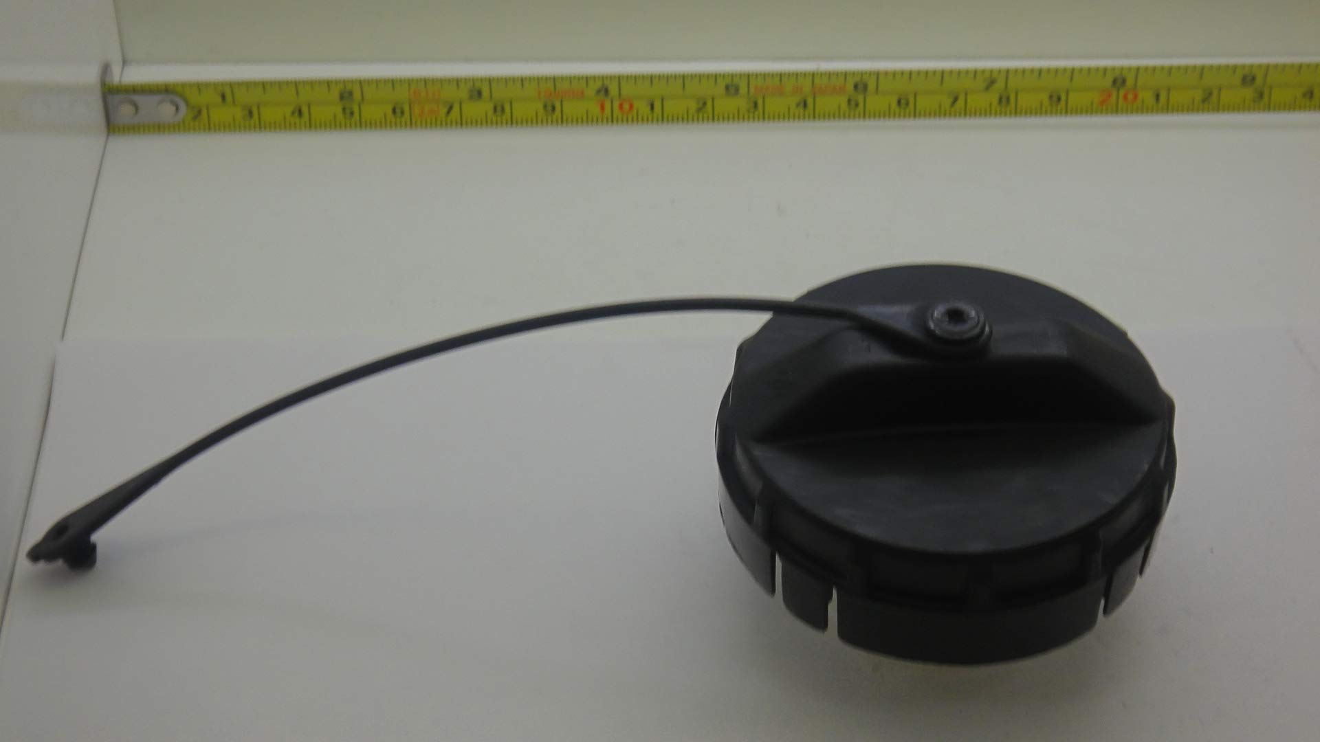Amazon.com: Genuine Chrysler MN139460 Fuel Tank Cap : Automotive