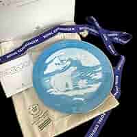 Amazon.co.jp: ロイヤルコペンハーゲン 2010 限定カラー イヤー