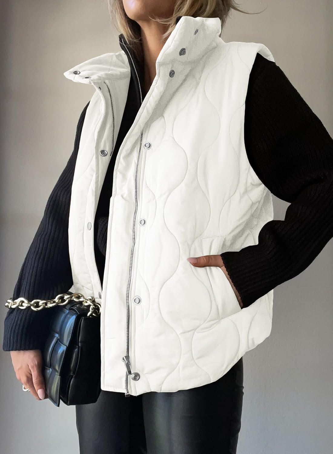 EVALESS Cropped Puffer Vest Women Lightweight Quilted Stand Collar Sleeveless Jackets Fall Winter 2025 Button Zip Up Coat - Image 3