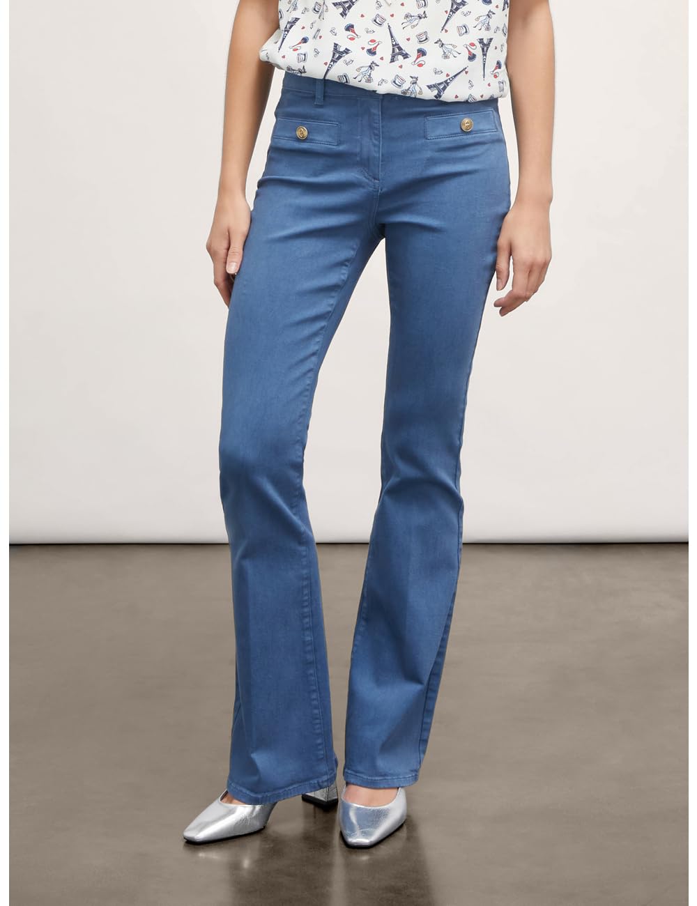 Motivi: Pantaloni Flare con Tasche. Stagione Autunno Inverno 2024