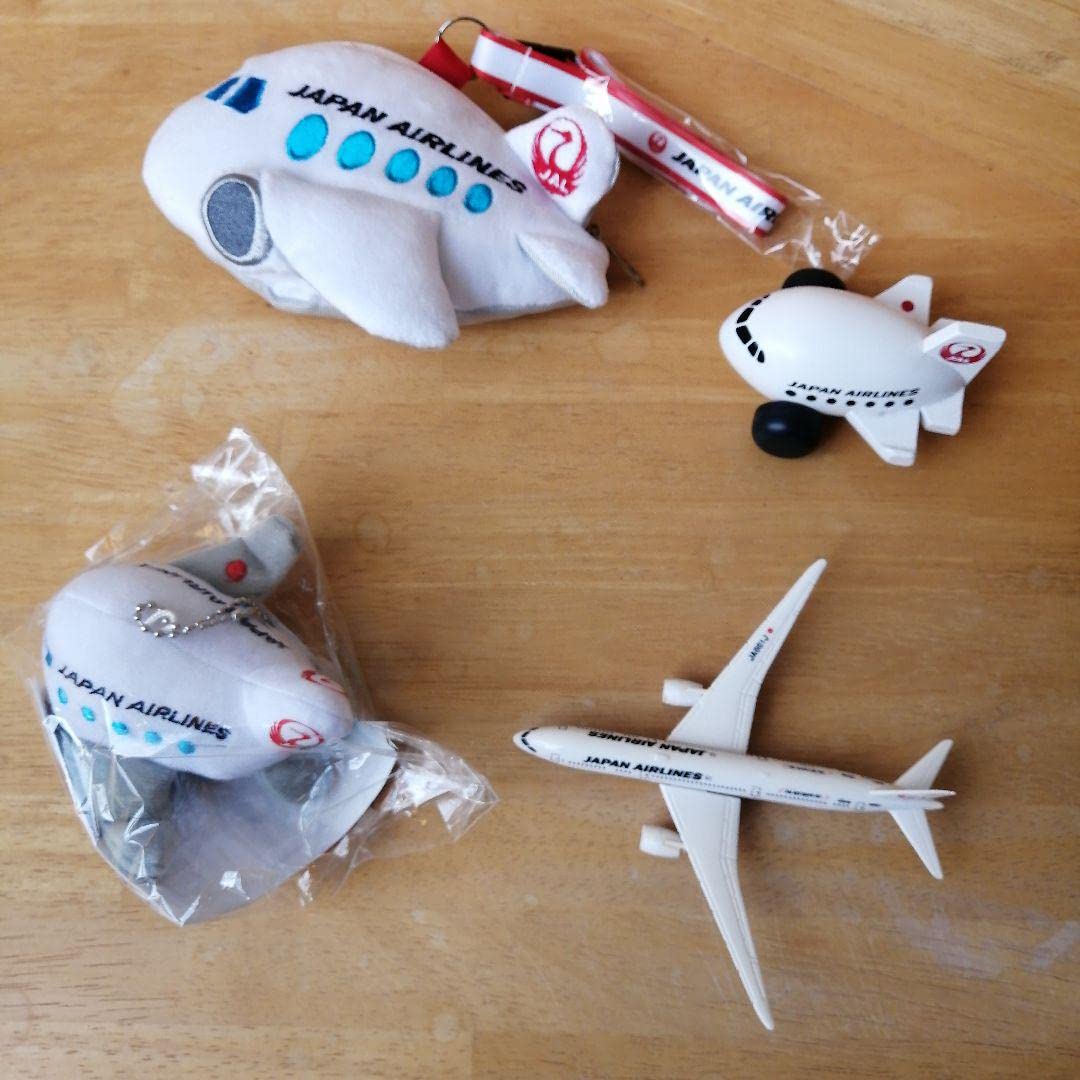 Amazon.co.jp: JAL Japan Airlines Airplane Goods Rare Toy Set of 4