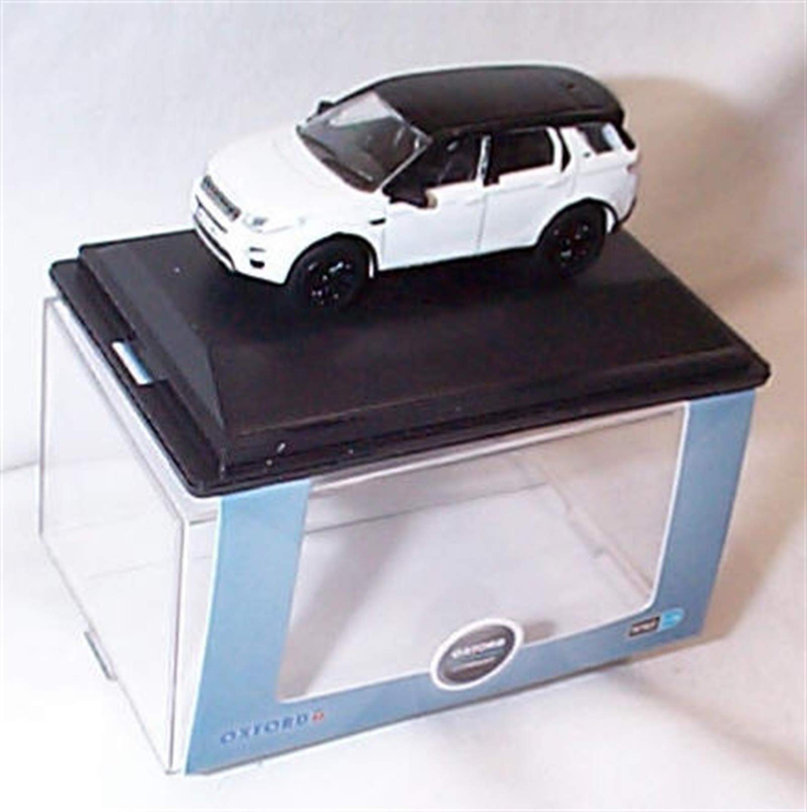 oxford white LAND R0VER discovery sport fuji with black roof car 1:76 railway scale diecast model
