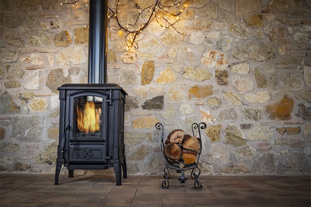 Stufa a legna in ghisa ARINA 6,5 kW | Tripla combustione, vetro KERAGLASS, Classe A+ 4 STELLE | consumo ridotto <2 kg/h, alto rendimento 80% 130 m³