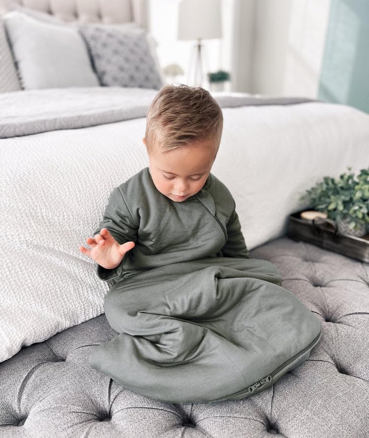 Image of GUNAMUNA Unisex Long-Sleeve Sleep Sack, Wearable Sleep Bag for Toddlers and Babies, Soft Rayon