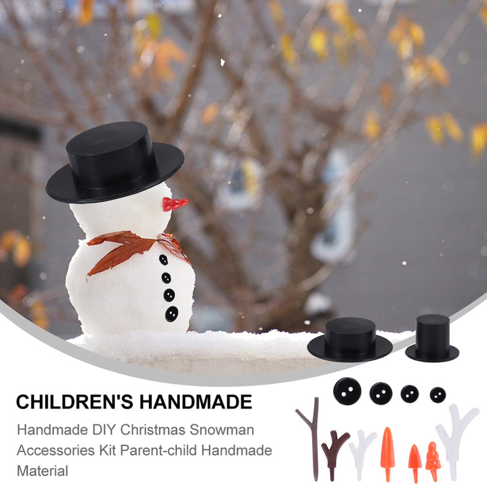 TOYANDONA 1 Set 368 Pz Accessori Pupazzo di Neve Kit Pupazzo di Neve Natalizio Fai da Te Costruisci Il Tuo Kit Pupazzo di Neve Regali di Natale Abito Bambino Calzini Natalizi Mini Plastica