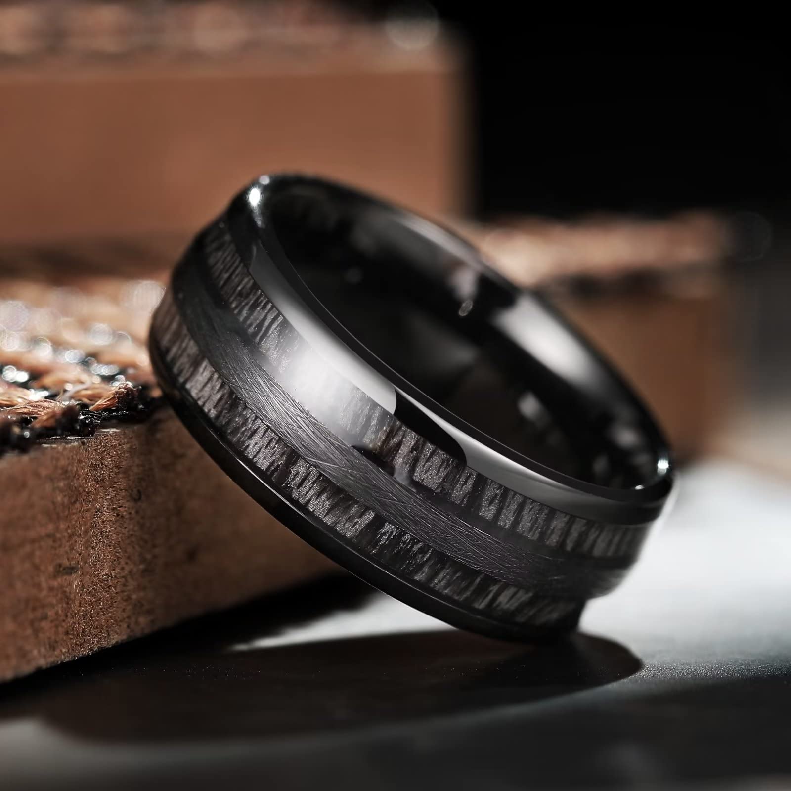 King Will Nature - Alianza de boda para hombre de 8 mm con incrustaciones de madera verde, carburo de tungsteno negro, tamaño