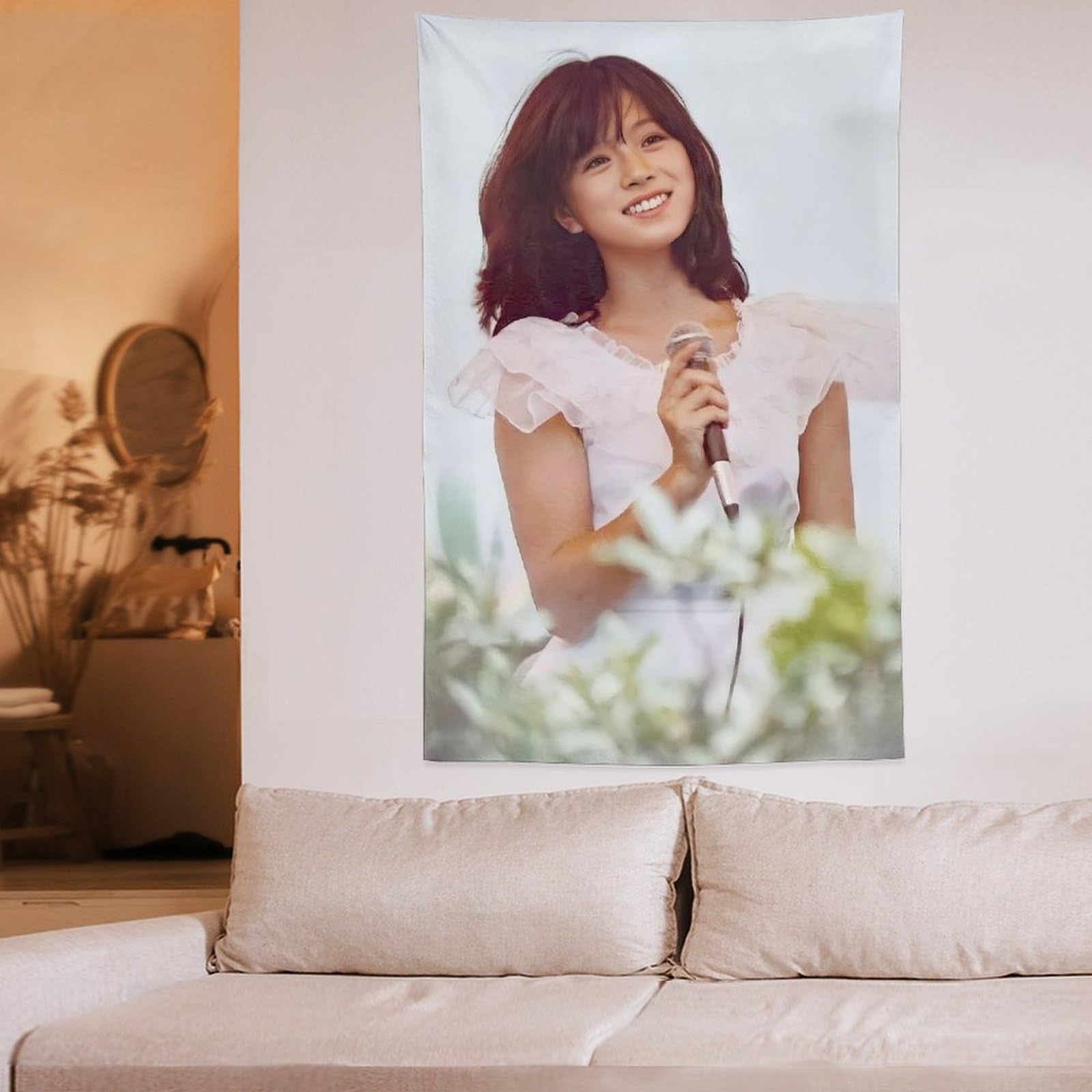 中森明菜　タペストリー Amazon.co.jp: [Lisianthus] 中森明菜 タペストリー ポスター 壁