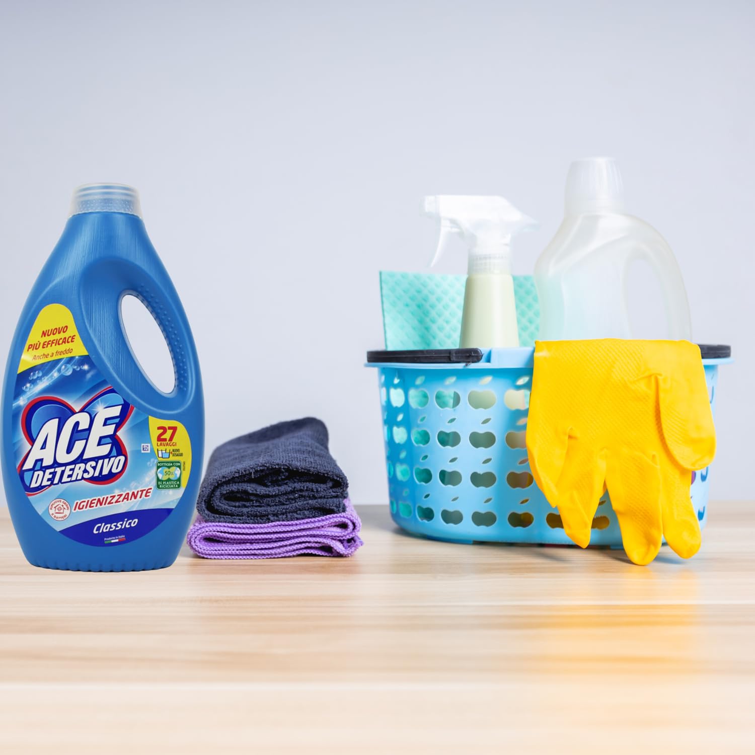 Detersivo Igienizzante Classico – 27 Lavaggi – 1,35L kit con Spugna Brandizzata SPESA & RISPARMIO Inclusa – Variazioni 4/8/12 Pezzi (12)