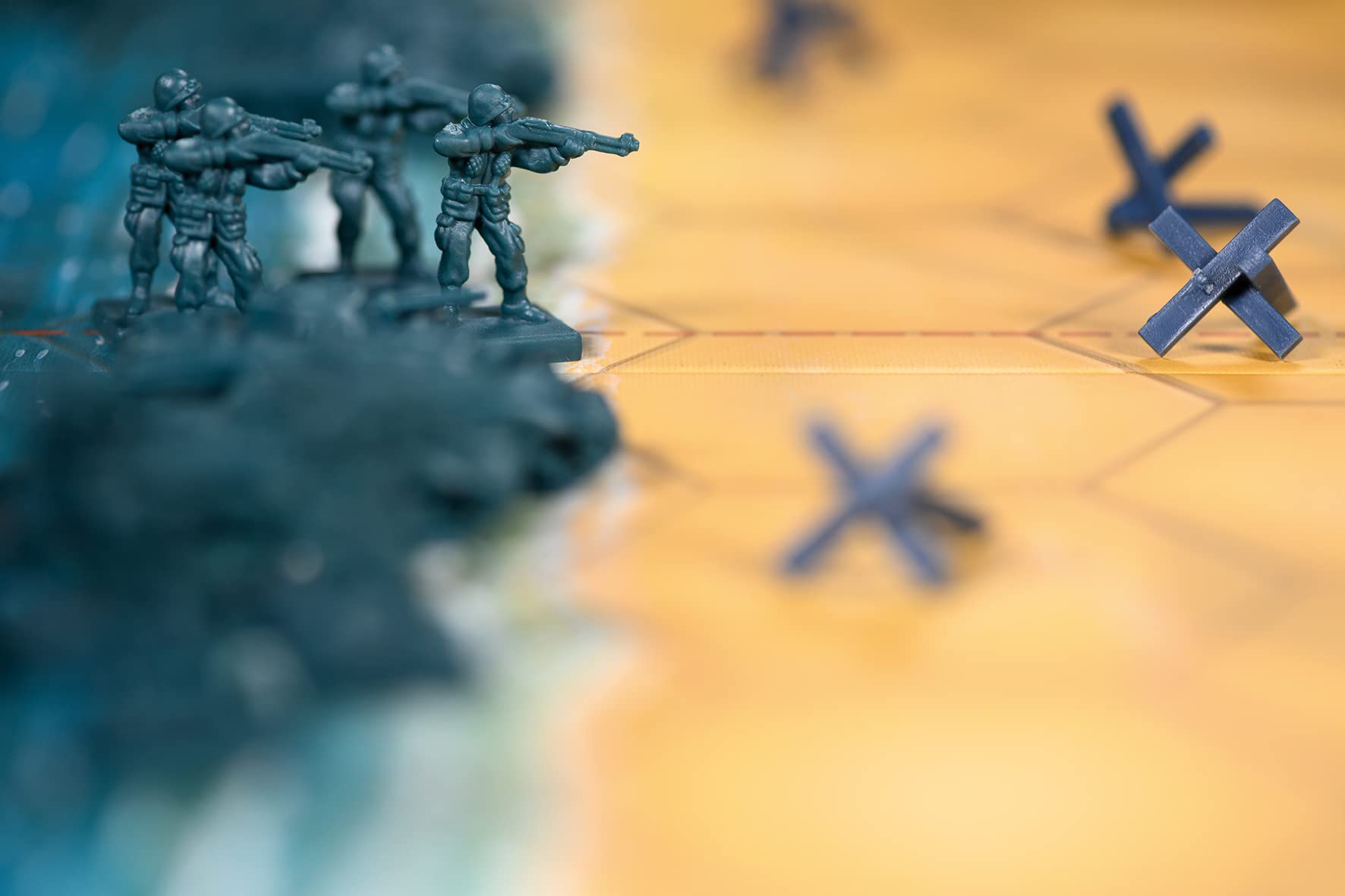 Asmodee - MEMOIRE 44 - Jeu de Société pour Enfants dès 8 Ans - Jeu de Stratégie - Revivez la Libération de la France en 1944-2 à 8 Joueurs - 30/60 Minutes - Version Française - Days of Wonder