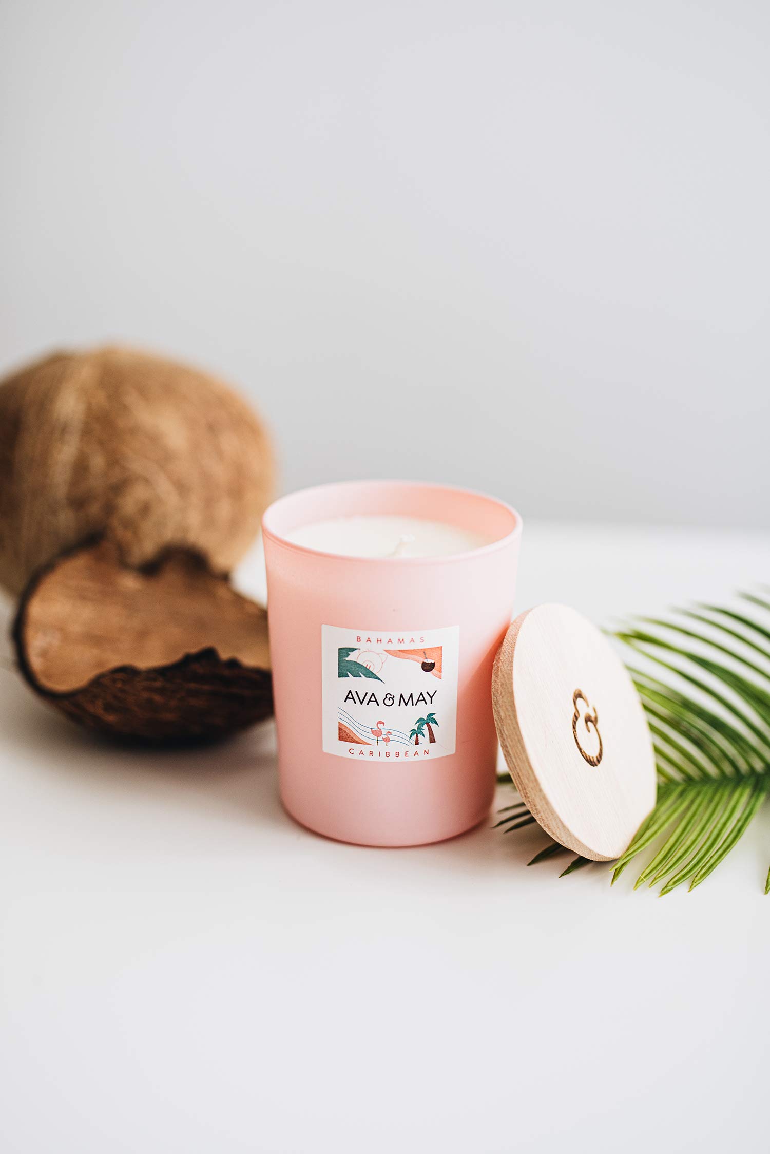 AVA & MAY Persia Candela profumata (180g) – Portacandele in vetro con dolce profumo di fico, gelsomino e neroli – Candele fatte a mano con un tocco orientale