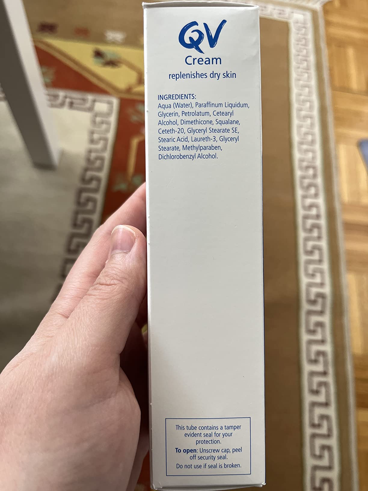 QV Cream with 10% Glycerin (100g) Rich Protective Moisturiser for Sensitive, Dry Skin, Fragrance Free, Noncomedogenic Body Cream, Hydrating Skin Care for Eczema, Psoriasis, Dermatitis, Tube