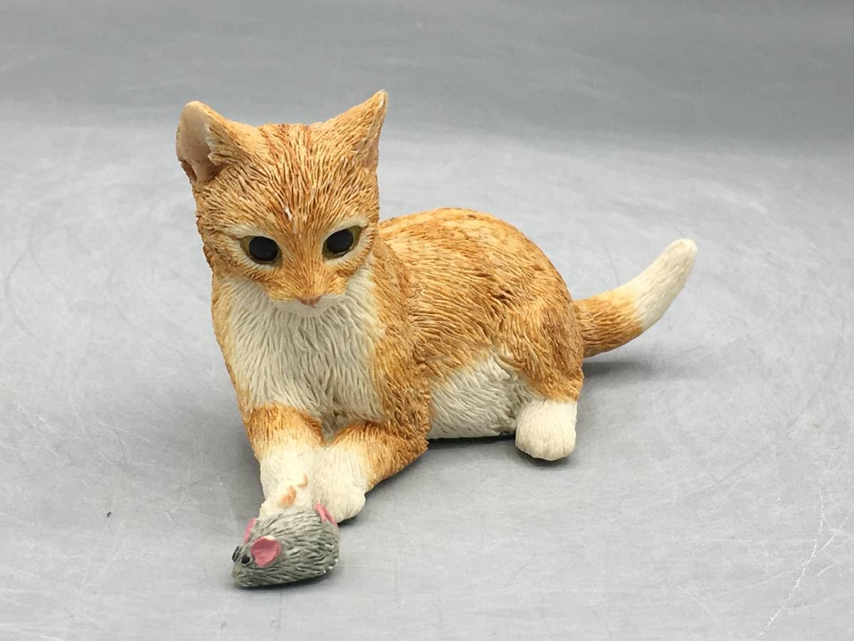 Amazon.co.jp: 英国 シェラット＆シンプソン 茶トラ猫 置物 ねこ ネコ