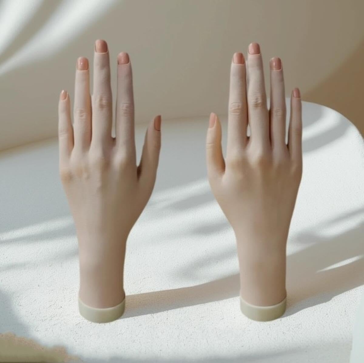 1 Pair Practice Hand for Acrylic Nails, Soft Nail Hand ,Flexible Finger Fake Training Hand False Mannequin Hands , Hand Model for Nail Supplie Manicure Beginner Jewelry Display,with Clamp