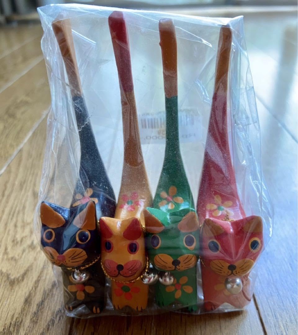 Amazon.co.jp: 4匹セットバリ猫 バリ島 お土産 猫 置き物 インテリア