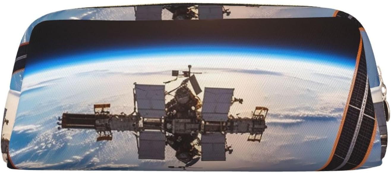 International Space Station Picture Pencil Pouch Large Capacity Pencil Case Leather Cosmetic Bag Office Desk Organizer Coin Pouch Portable Zipper Toiletry Bag for Travel Outdoor