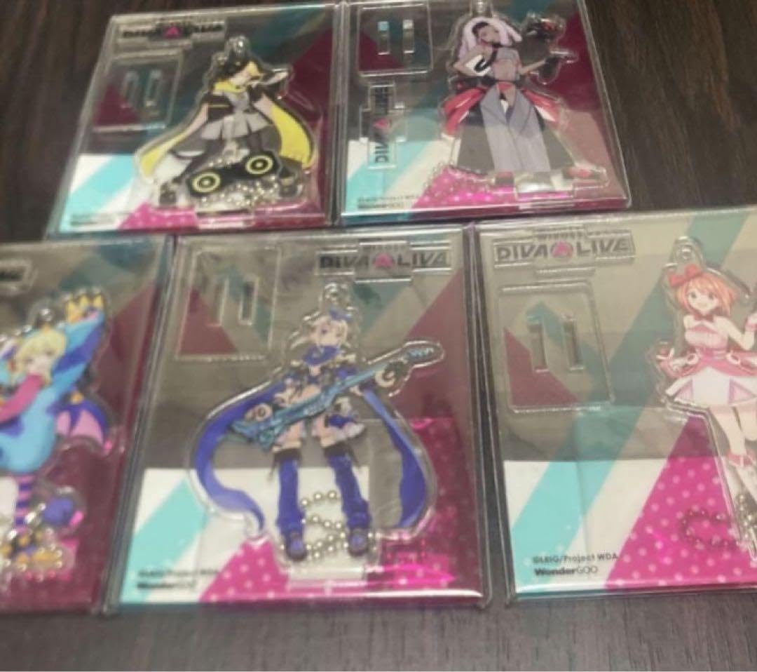 WIXOSS DIVA A LIVE  イベント限定　　マスク　シール　アクリルスタンド　缶バッジ Amazon.co.jp: WIXOSS DIVA A LIVE イベント限定品 アクリル 缶バッジ