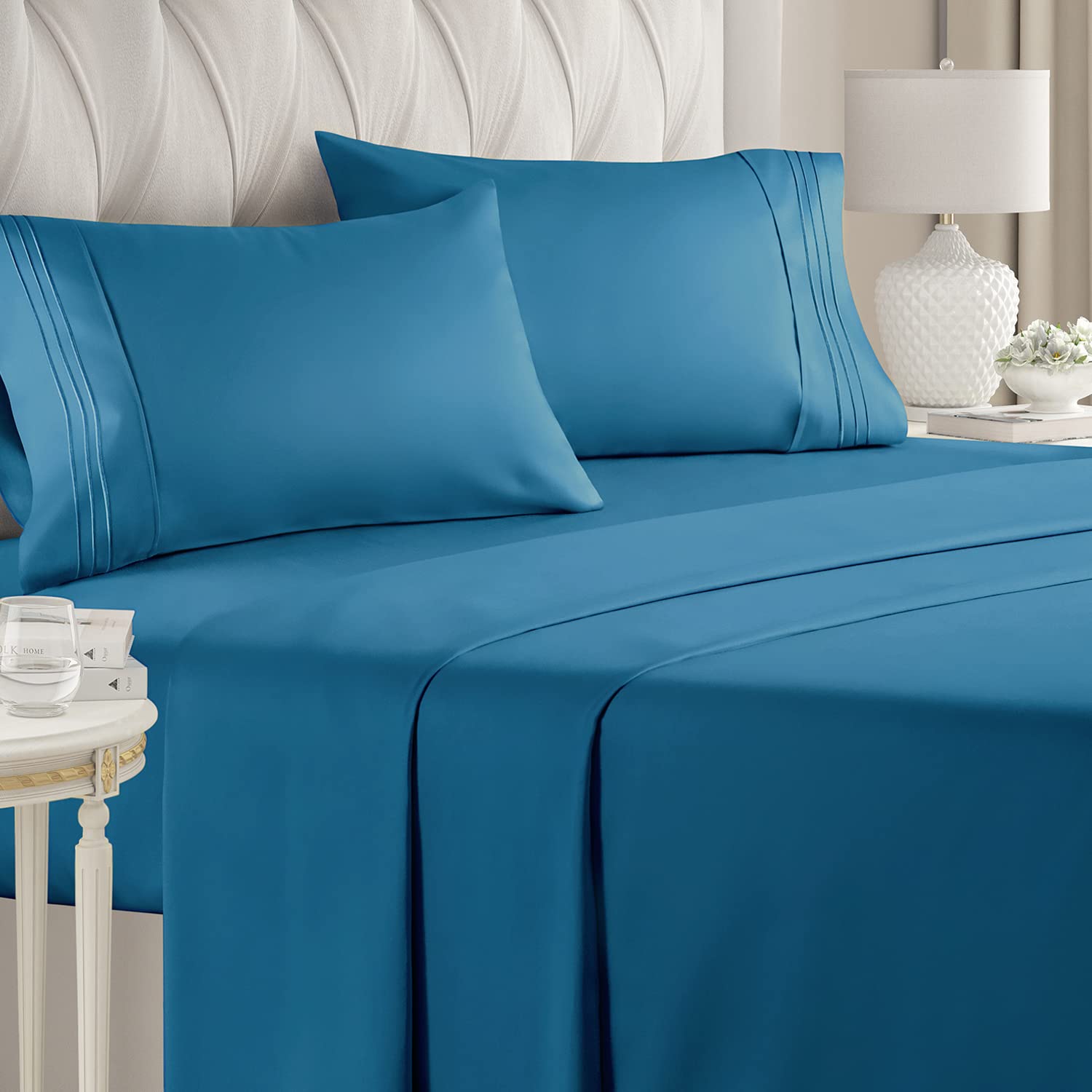 Queen Size Sheet Set - Breathable & Cooling Sheets - Hotel Luxury Bed Sheets - Extra Soft - Deep Pockets - Easy Fit - 4 Piece Set - Wrinkle Free - Comfy ?Çô Royal Blue Bed Sheets - Queen Sheets