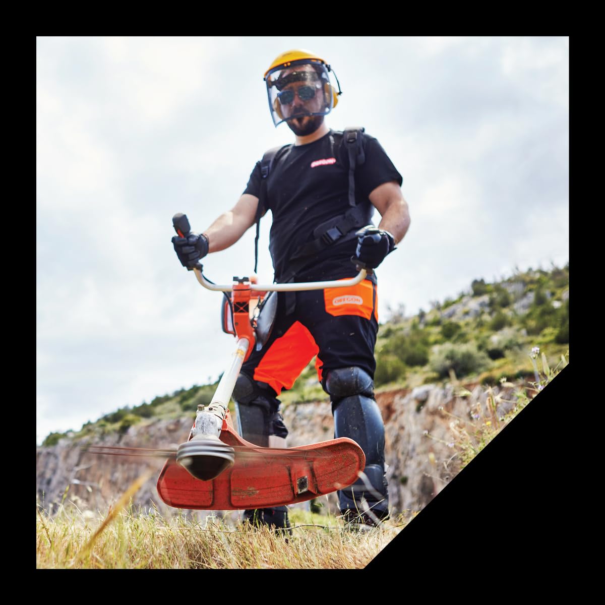 nagonstans Water Repellent ツイルライントラウザー テックウール®シアサッカー ツープリーツトラウザー ディープネイビー