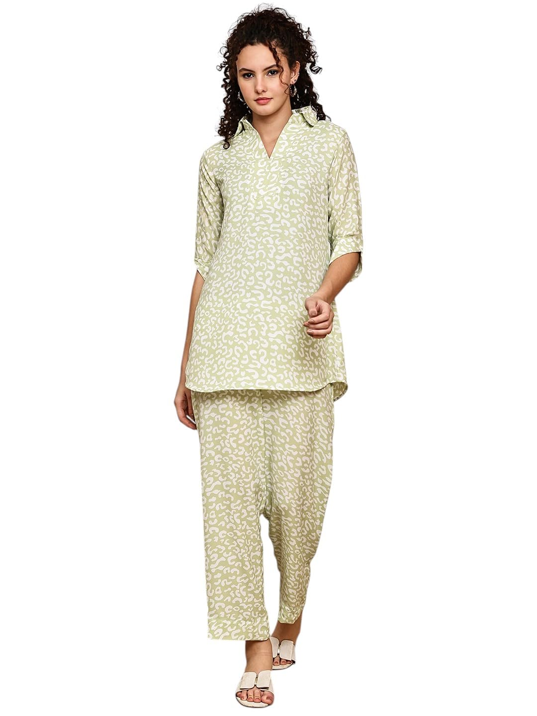 Green Abstract Printed Women Co-ord Sets-image-12