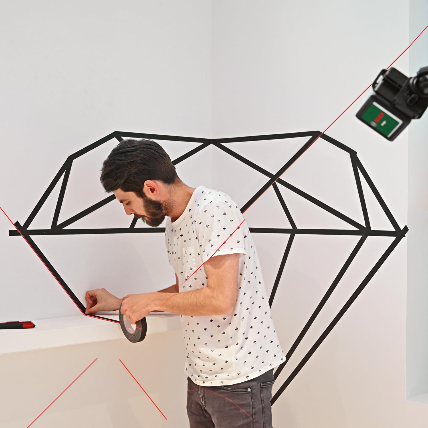 Bosch Home and Garden laser lignes Quigo avec pince universelle MM 2 (alignement facile et précis avec positionnement flexible de l’outil grâce à la pince, livré dans un carton)