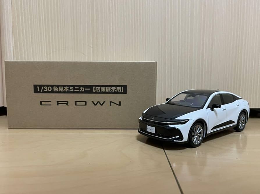 トヨタ クラウンクロスオーバー カラーサンプル トヨタ クラウンクロスオーバー カラーサンプル5セット